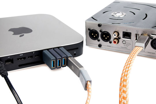 iFi Audio Isilencer Plus USB-C to USB-C DAC Black