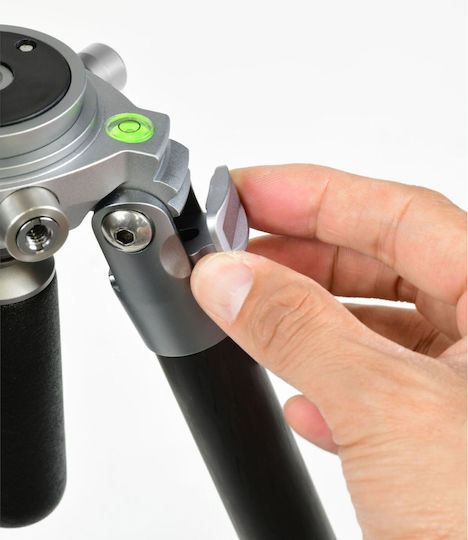 Slik Slik Camera Tripod from Carbon Fiber and Maximum Load 7kg