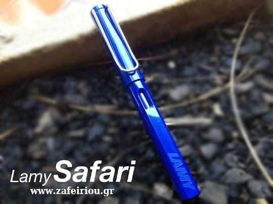 Lamy Safari Writing Pen Medium Blue made of Plastic with Red Ink