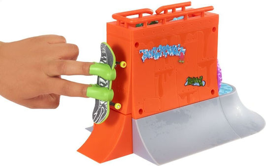 Mattel Hot Wheels Skates Fingerboard Skatepark Game Set (Miscellaneous Designs)