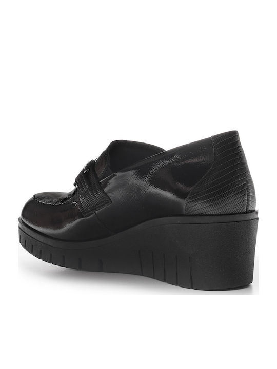 Leather Women's Moccasins in Black Color