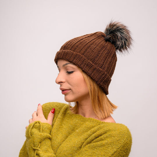 Pom Pom Beanie Beanie with Rib Knit in Brown color
