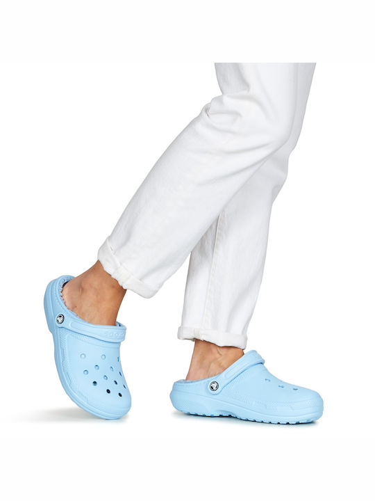 Crocs Classic Lined Winter Women's Slippers with fur in Light Blue color