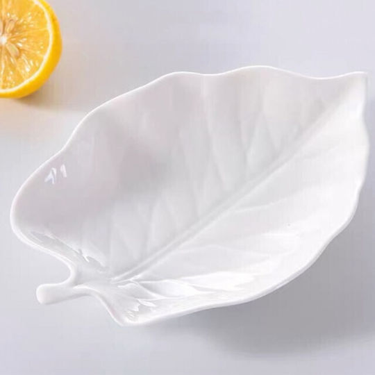 Set 4 Boluri de Servire din Porțelan Alb pentru Aperitive Deserturi Linguri pentru Sos
