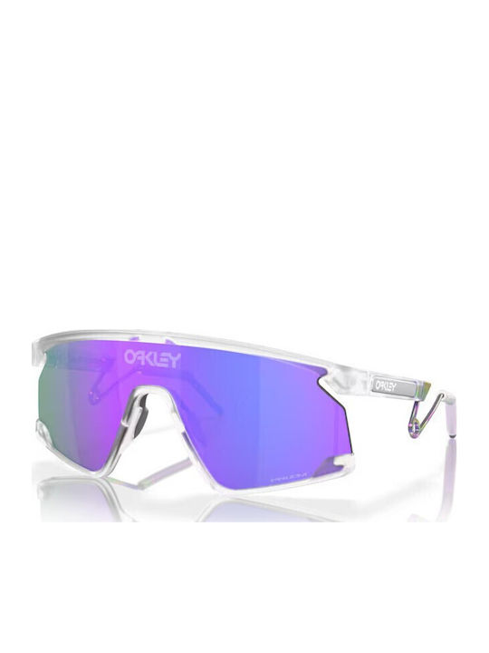 Oakley Мъжки Слънчеви Очила с Прозрачна Рамка и Лилави Огледални Стъкла OO9237-02