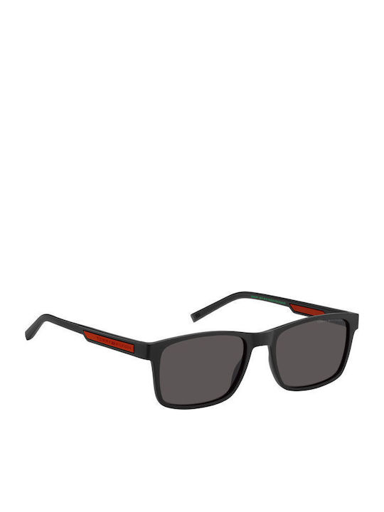 Tommy Hilfiger Men's Sunglasses With Black Horn-Rimmed Frame And Grey Lens TH2089/S 003/IR