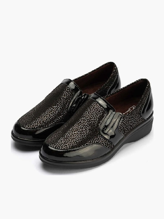 Patent Leather Women's Moccasins in Black Color