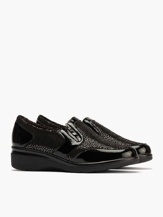Patent Leather Women's Moccasins in Black Color