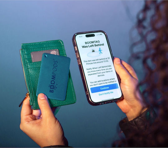 Boompods Boomcard Rechargeable Apple Find My Ocean Blue