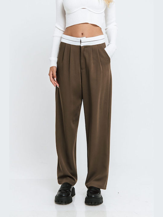 Freestyle Women's Fabric Trousers in Relaxed Fit Khaki