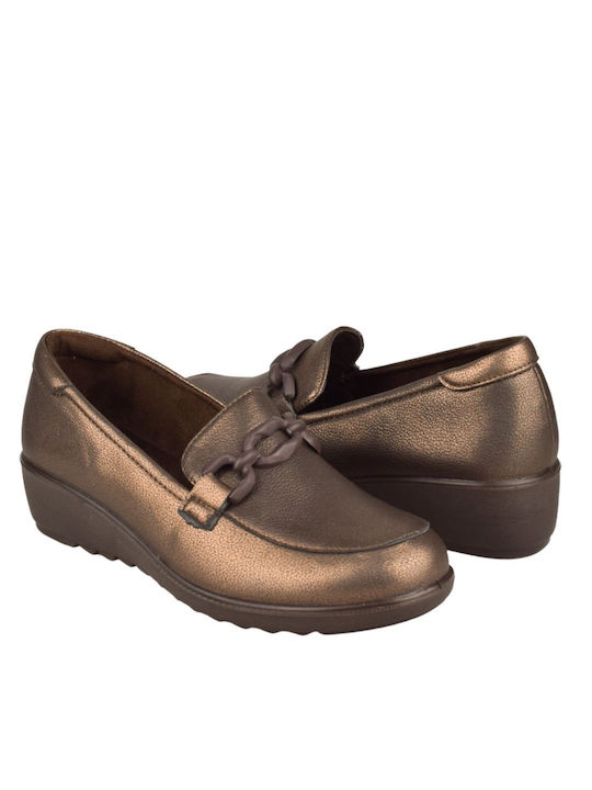 Amarpies Women's Moccasins in Gold Color