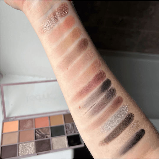 Technic Eyeshadow Pressed Pigment Paletă cu Farduri de Pleoape Matifiant Formă Solidă Smoket Quartz