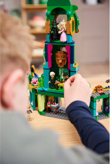 LEGO Wicked Welcome To Emerald City For 9+ Years 945 Pieces