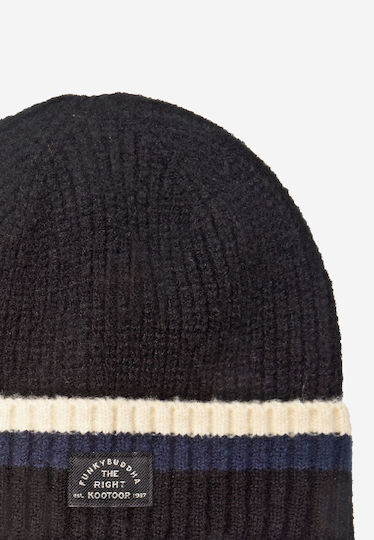 Beanie Beanie Knitted in Black color