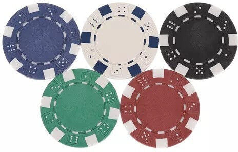 Set von 300 nummerierten Pokerchips in Koffer mit 3 Kartenspielen
