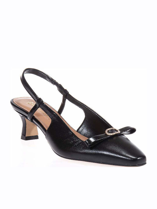 Pumps mit Riemchen Schwarz