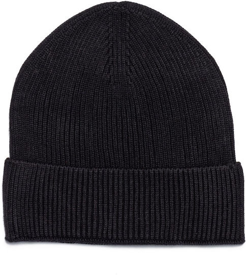 Beanie Beanie with Rib Knit in Black color