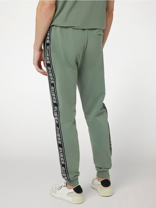 Guess Sweatpants green