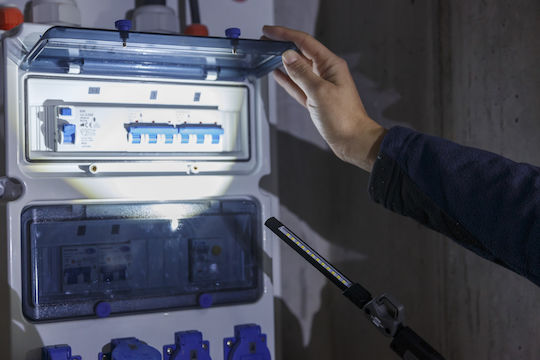 Brennenstuhl Φακός Συνεργείου Επαναφορτιζόμενος LED IP20 με Φωτεινότητα έως 400lm