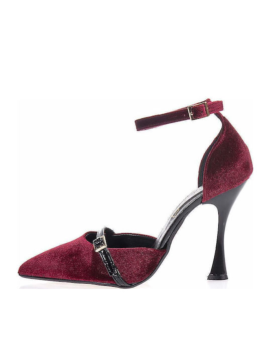 Pumps mit Riemchen Burgundisch