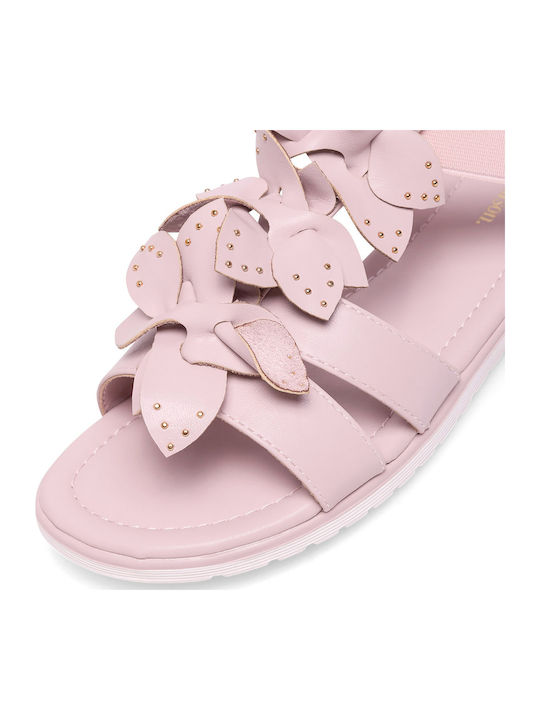 Women's Flat Sandals in Pink Color