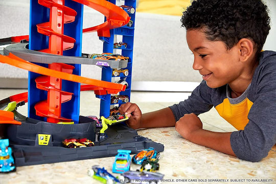 Hot Wheels City Mega Garage Playset Garage for 4+ Years