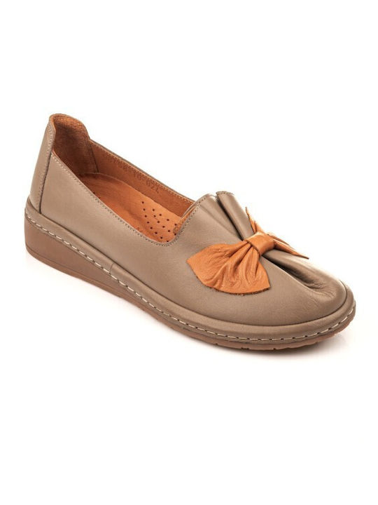 Boxer Leather Women's Loafers in Beige Color