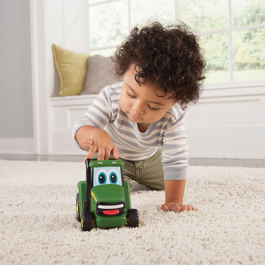 Tomy John Deere Johnny Трактор Количка с Натискане и Търкаляне за 1.5+ Години