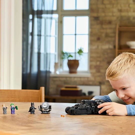 LEGO DC Super Heroes Batman Tumbler vs. Two-Face & The Joker pentru 8+ Ani 429 Bucăți