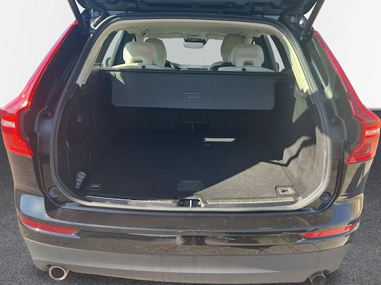 Volvo XC 60 B4 AWD Auto Momentum Pro '19