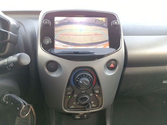 Toyota Aygo X-Play Connect '19