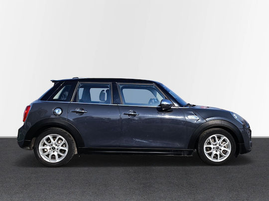 Mini Cooper F55 SD '16