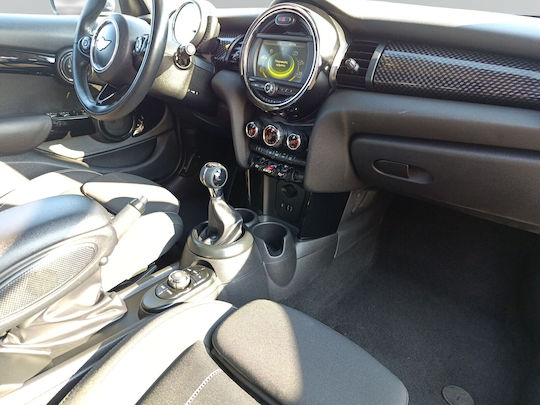 Mini Cooper F55 SD '16