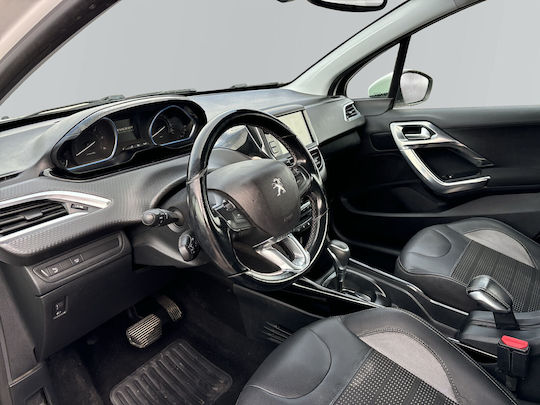Peugeot 2008 1.5 BlueHDi Allure EAT6 '19