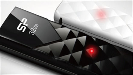 Silicon Power Ultima U03 8GB USB 2.0 Stick Λευκό