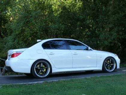 Body Kit Bmw E60 Sedan 2003-2007 M Pack Χωρίς Προβολάκια Ανοίγματα 24 Mm