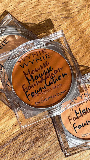 WYNIE Mousse Foundation Light Medium