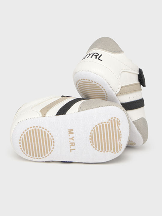 Mayoral Βρεφικά Sneakers Αγκαλιάς Λευκά