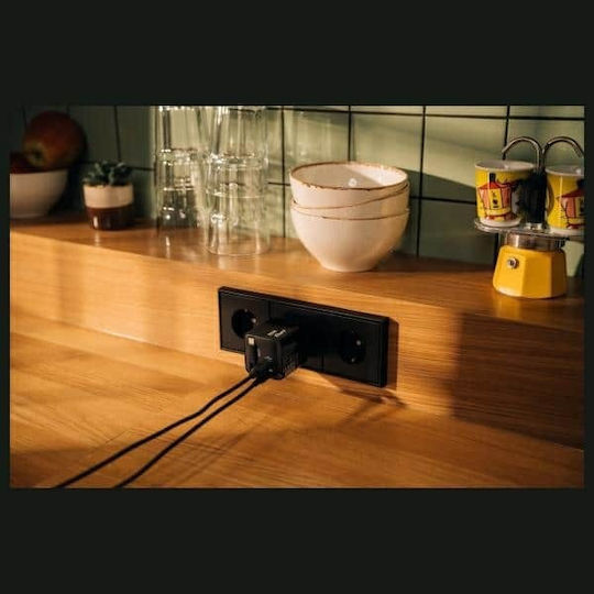 Verbatim Ladegerät mit integriertem Kabel GaN mit USB-A Anschluss und USB-C Anschluss USB-C 65W Stromlieferung / Schnellaufladung 3.0 Schwarzs (32217)