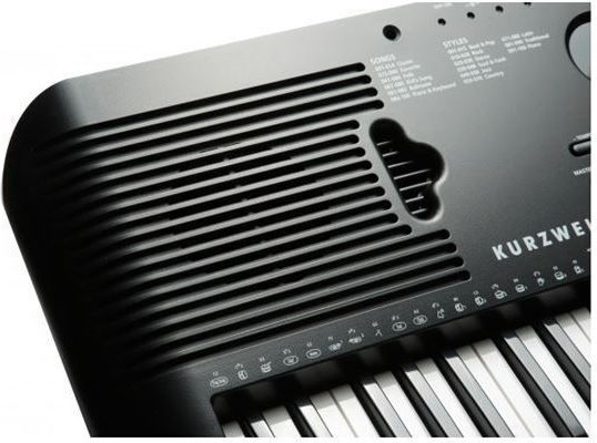 Kurzweil Ключова дума KP70 с 61 Клавиши Стандартно докосване с Пюпитър Черен