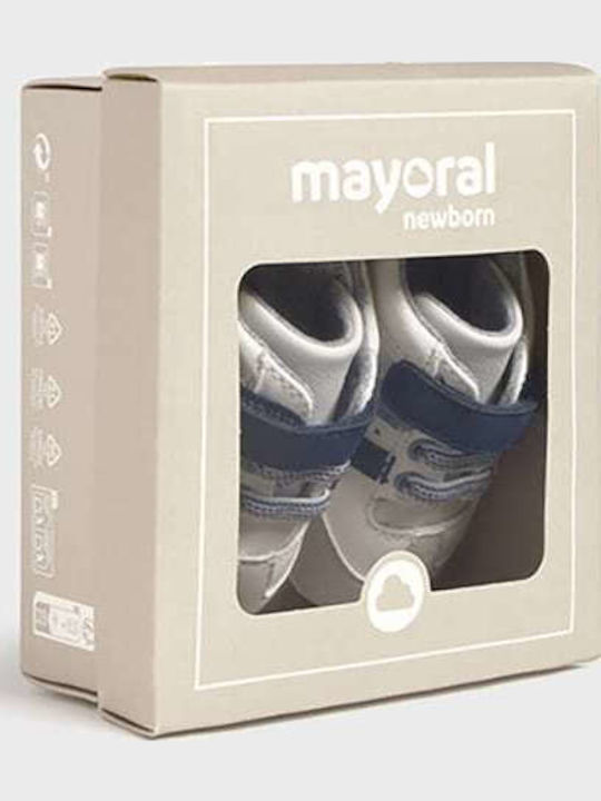 Mayoral Βρεφικά Sneakers Αγκαλιάς Λευκά