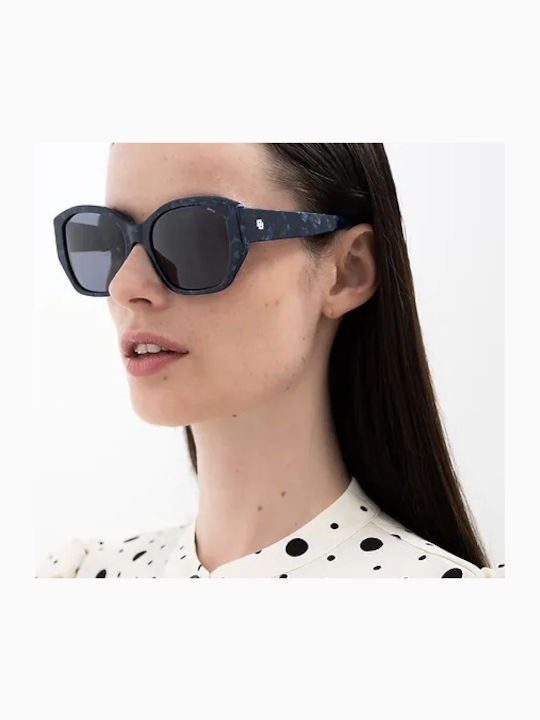 Invu Women's Sunglasses with Blue Plastic Frame and Blue Lens IP22506B