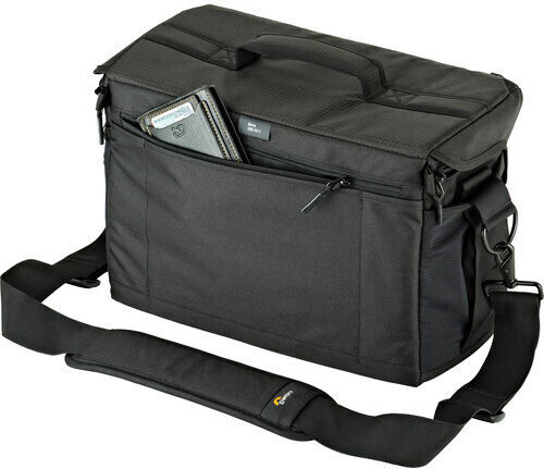 Lowepro Fototasche Schulter Nova 200 AW II Schwarz
