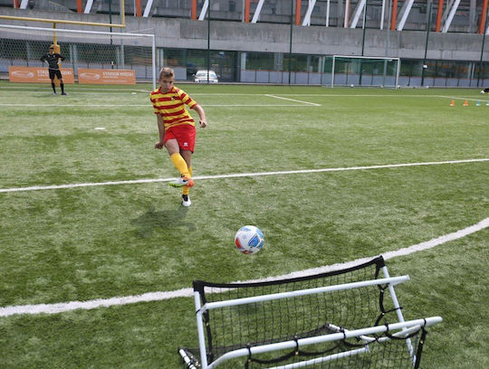 Yakimasport Football Training Ball Return Net 112x102x70cm