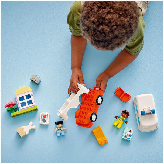 LEGO Duplo Ambulance & Driver για 2+ Ετών 19τμχ