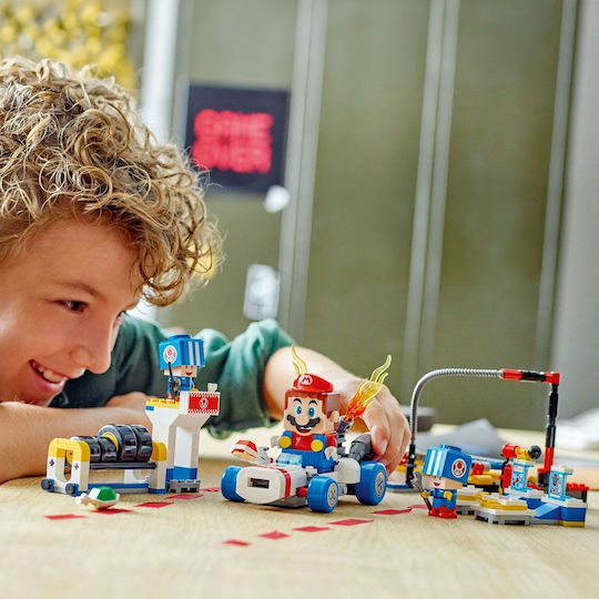 LEGO Super Mario Mario Kart - Garajul Lui Toad Pentru 8+ Ani 390 Bucăți