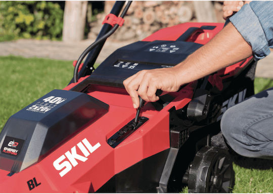 Skil Μηχανή Γκαζόν Μπαταρίας 40V Solo