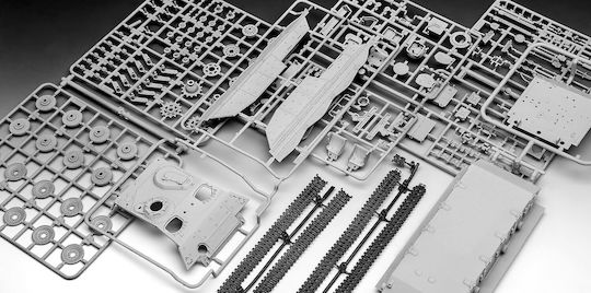 Revell Modeling Figure in Scale 1:144 378.9cm.