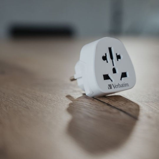 Verbatim Steckdosenadapter von Universal