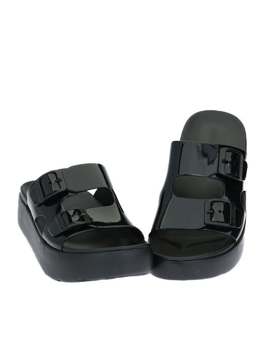 Women's Flat Sandals in Black Color